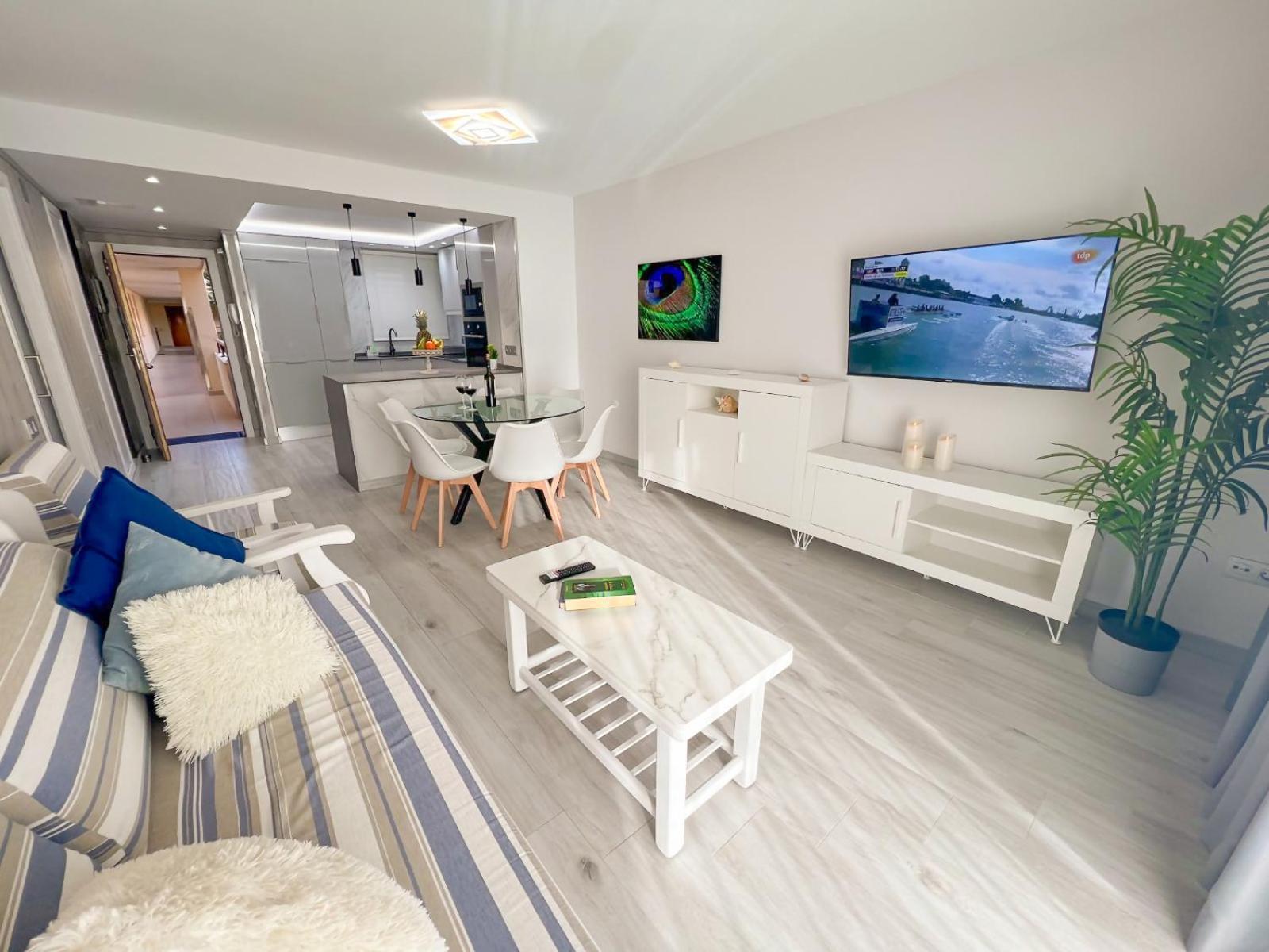 Mediterranea Loft New La Pineda Buitenkant foto